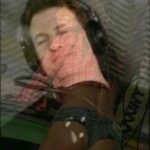 <a href="http://twitter.com/DarCam95">@DarCam95</a>